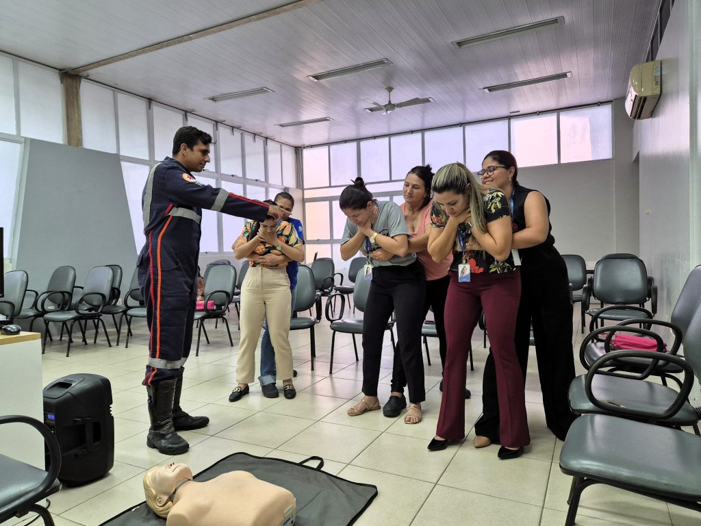 Equipe do Sesc Ler Arapiraca faz curso de primeiros socorros com o SAMU