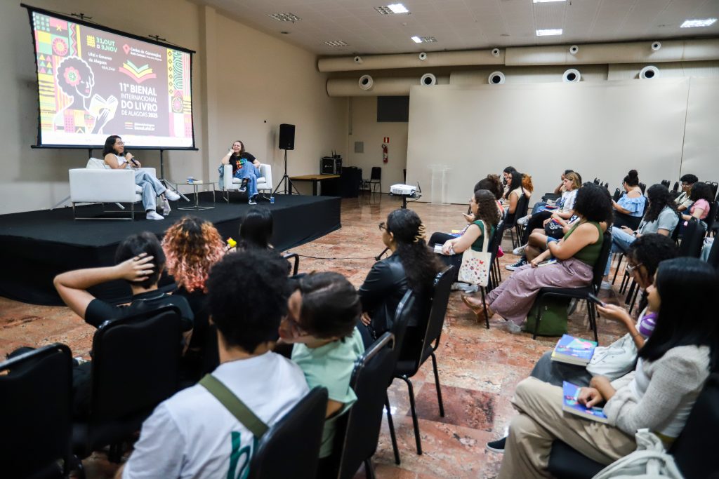 Clara Alves fala sobre representatividade e acolhimento em sua primeira visita a Maceió