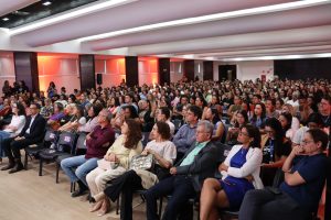 Dia Lilás promove serviços gratuitos e orientação para mulheres no Sesc Poço