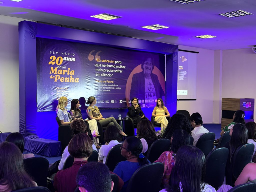 Sesc Alagoas participa de seminário sobre os 20 anos da Lei Maria da Penha