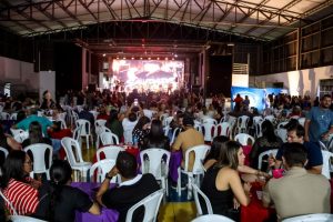 Happy Hour do Sesc leva forró e sertanejo a Arapiraca neste sábado (26)