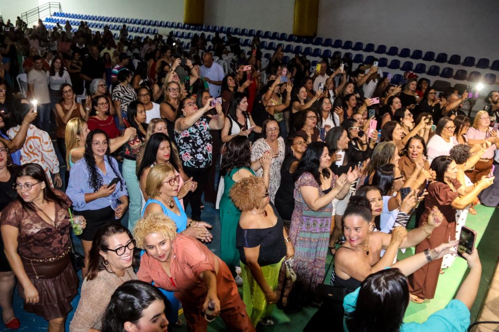 Happy Hour do Sesc terá noites de forró e sertanejo em Maceió e Arapiraca
