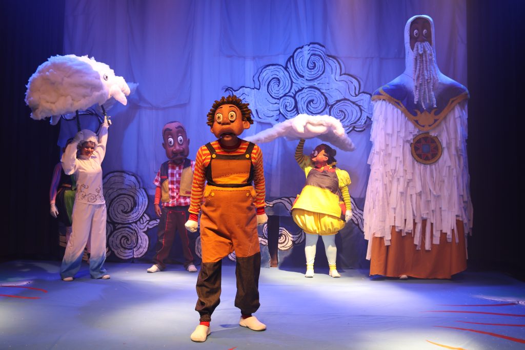 Sesc em Cena apresenta espetáculo “Rafael e a Baleia”